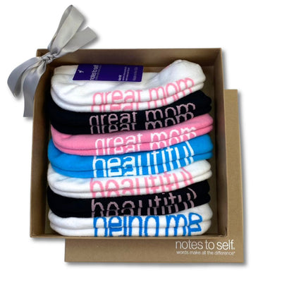 Honoring a great mom 7 pairs of notes to self socks in kraft gift box