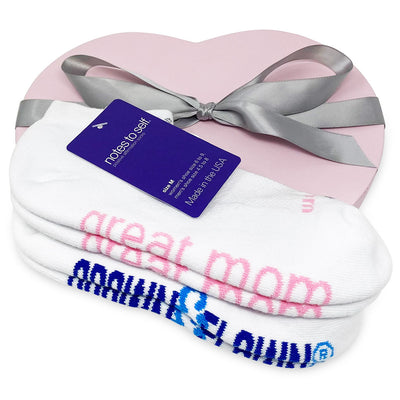 parenting never ends grown and flown i am a great mom socks in pink heart box