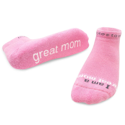 i am a great mom soft pink socks for women