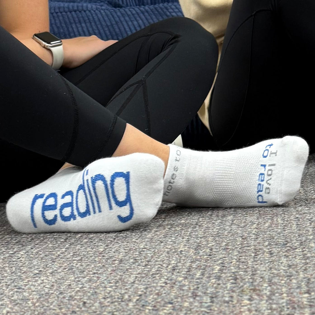 I love to read - reading socks